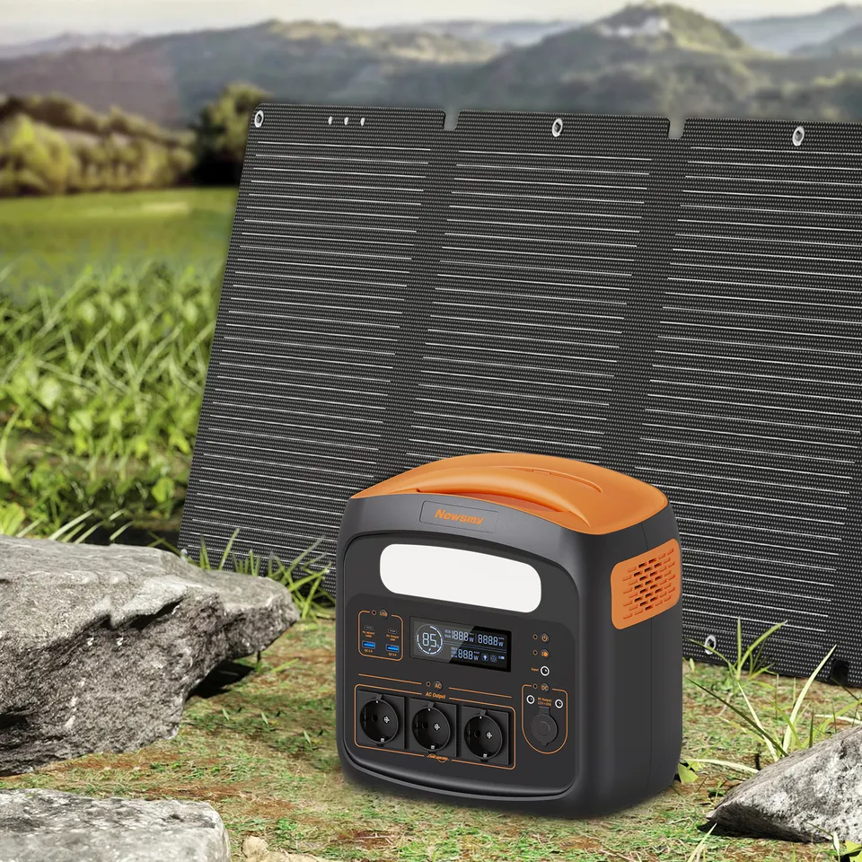 700W/806.4Wh Portable Power Station Backup Battery & Solar Power Generator For Outdoor